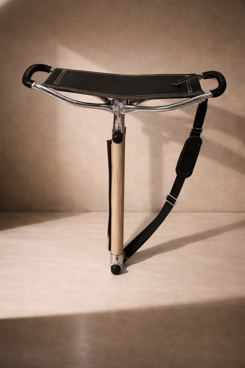 HUNTRA 2-in-1 Walking Stick & Portable Seat – Premium Edition